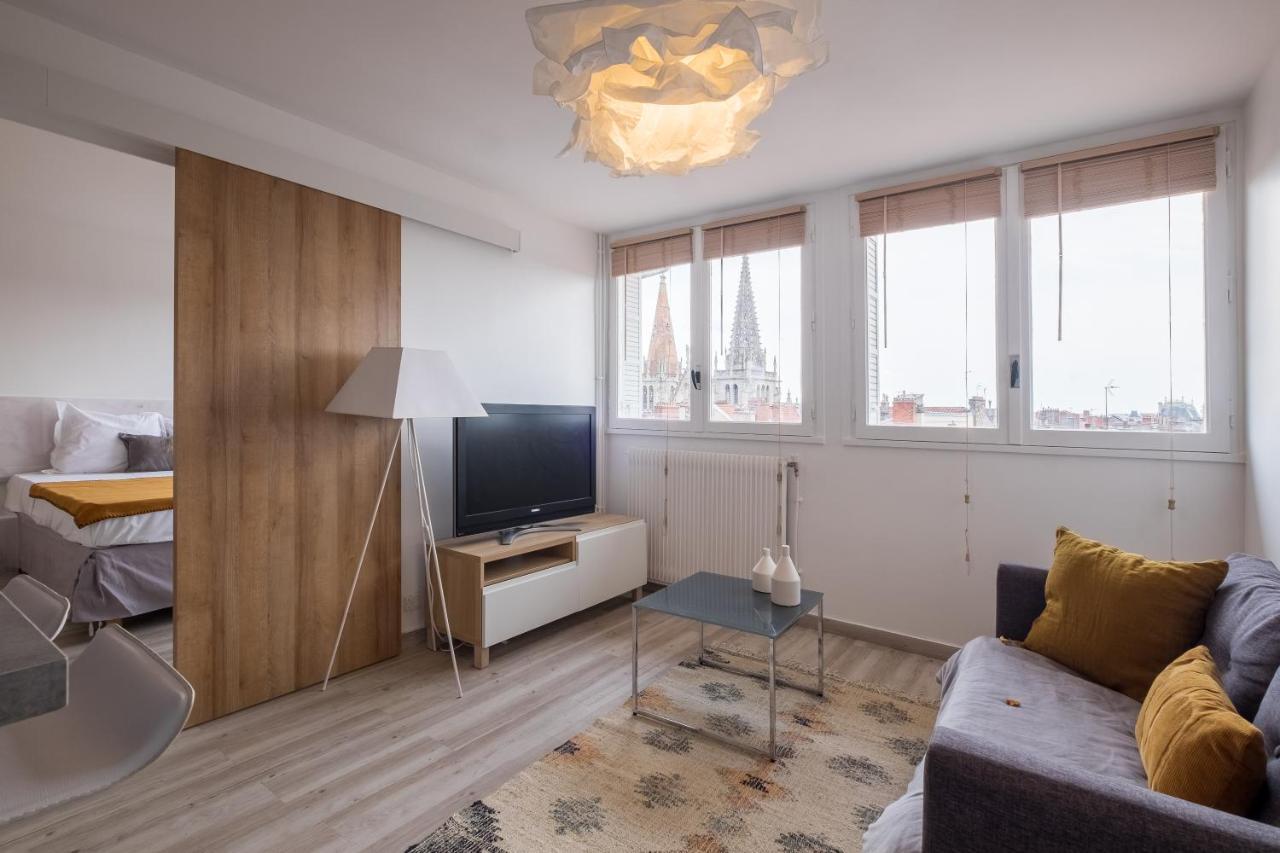 Honore Suite Saint Antoine ลียง ภายนอก รูปภาพ